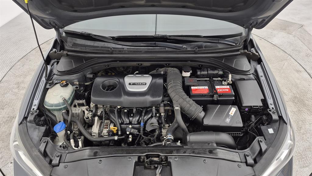 HYUNDAI Avante 2017 Gris - Importación desde Corea - HF Imports Iquique - Foto 19