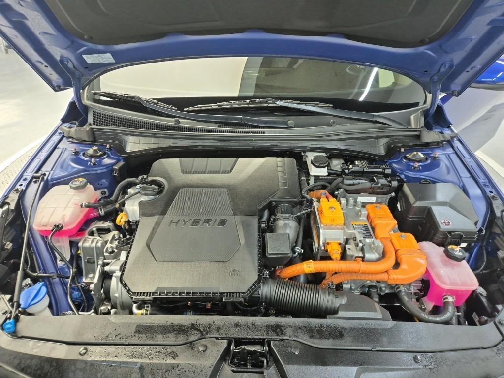 HYUNDAI Avante - Vista 5