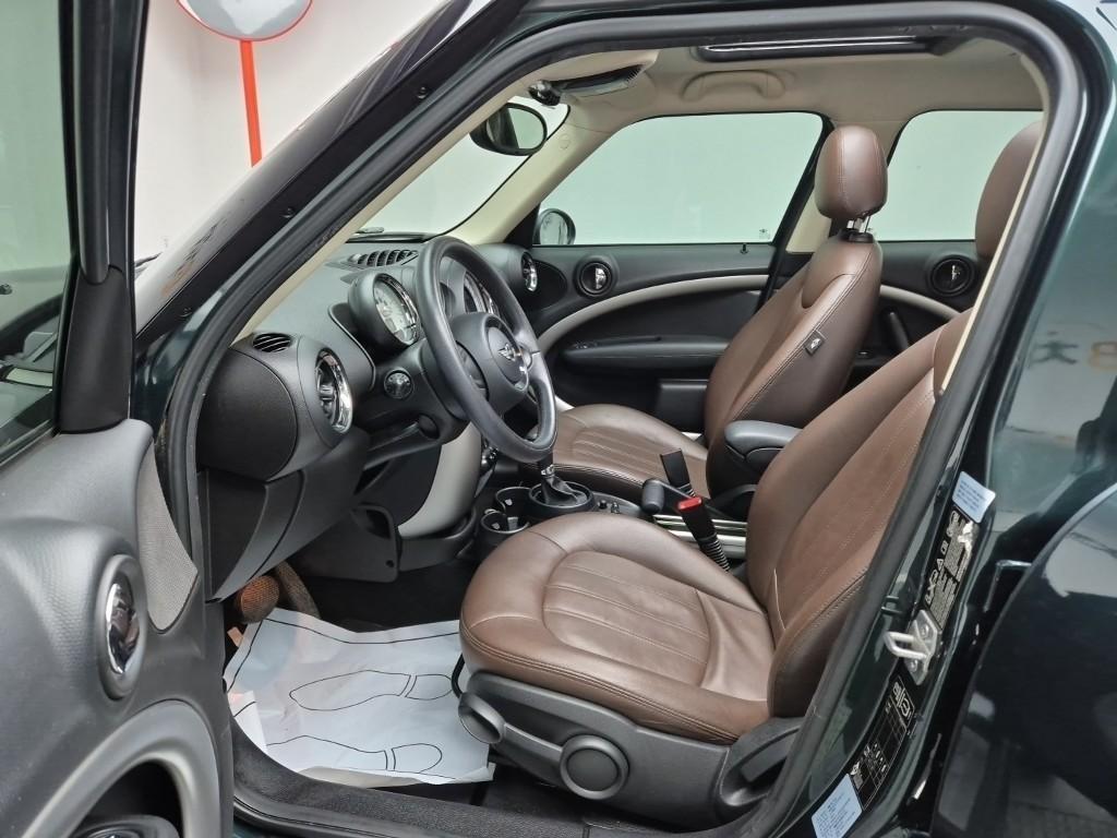 Mini Countryman - Vista 11