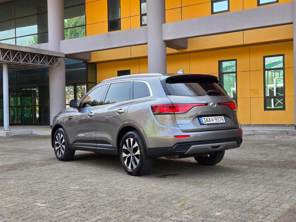 SAMSUNG QM6 - Vista 4