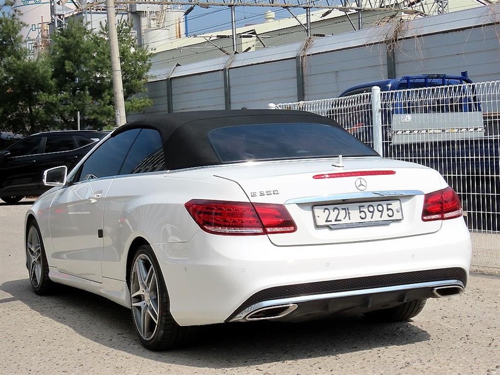 Mercedes Benz E class - Vista 3