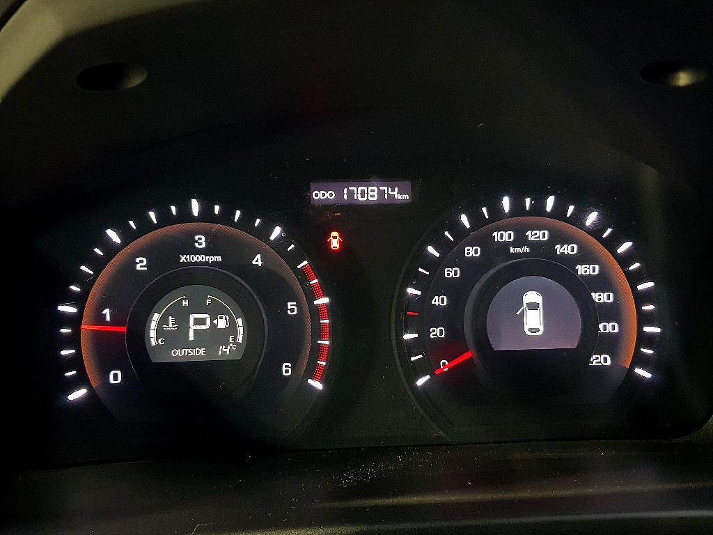 Ssangyong Korando - Vista 6