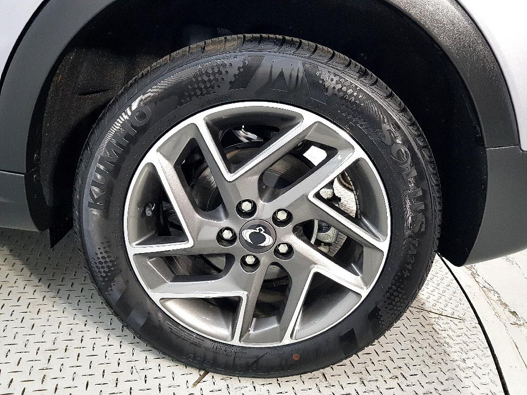 Ssangyong Tivoli 2024 Gris - Importación desde Corea - HF Imports Iquique - Foto 20