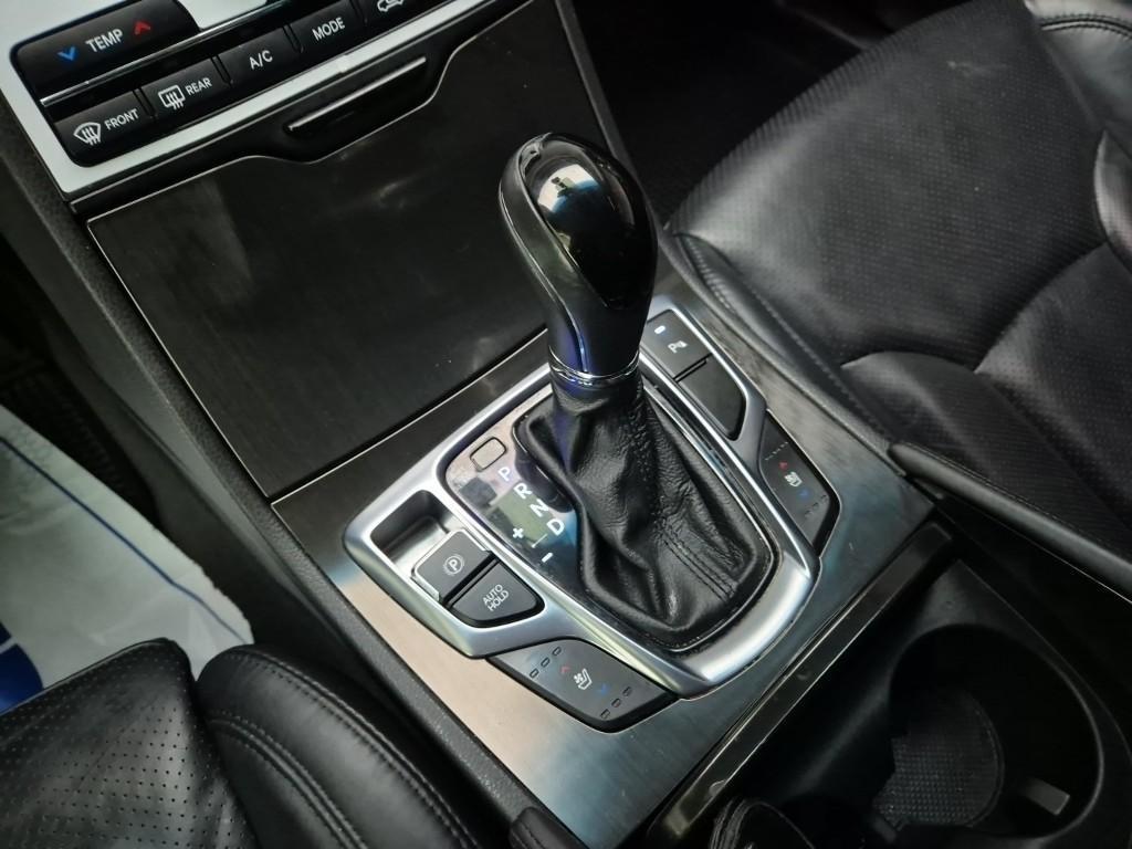 HYUNDAI Grandeur - Vista 8