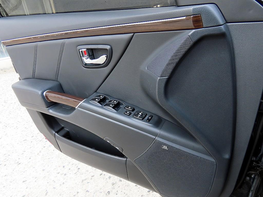 HYUNDAI Grandeur - Vista 12