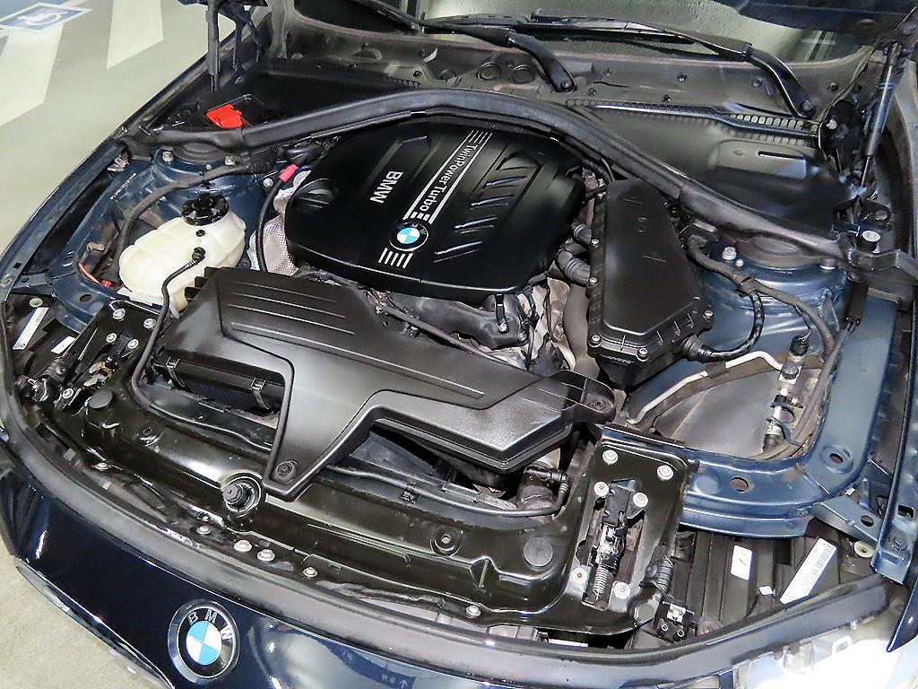 BMW 3 series 2014 Azul - Importación desde Corea - HF Imports Iquique - Foto 19