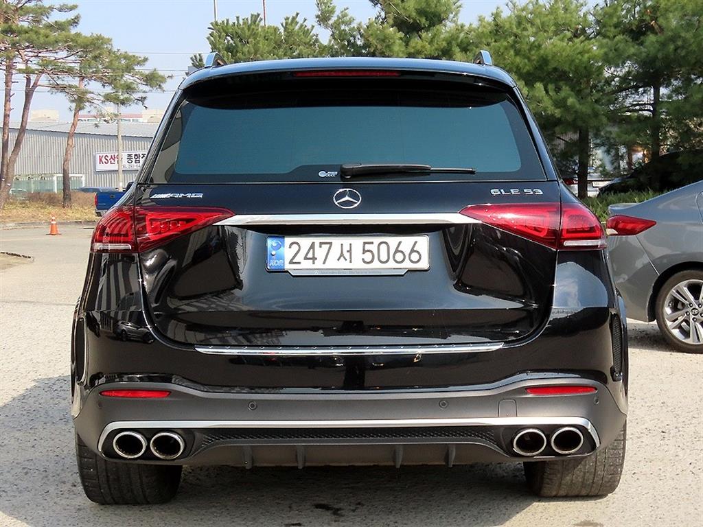 Mercedes Benz GLE Class - Vista 4