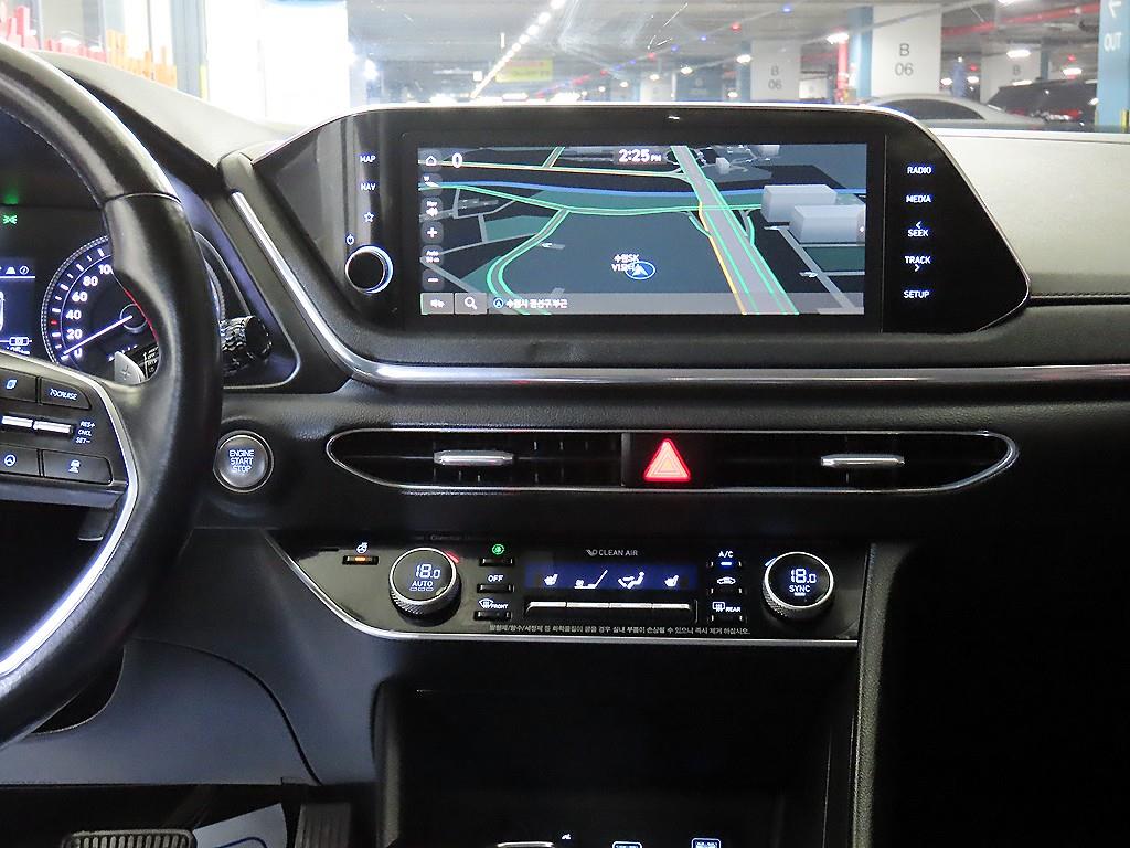 HYUNDAI Sonata - Vista 11