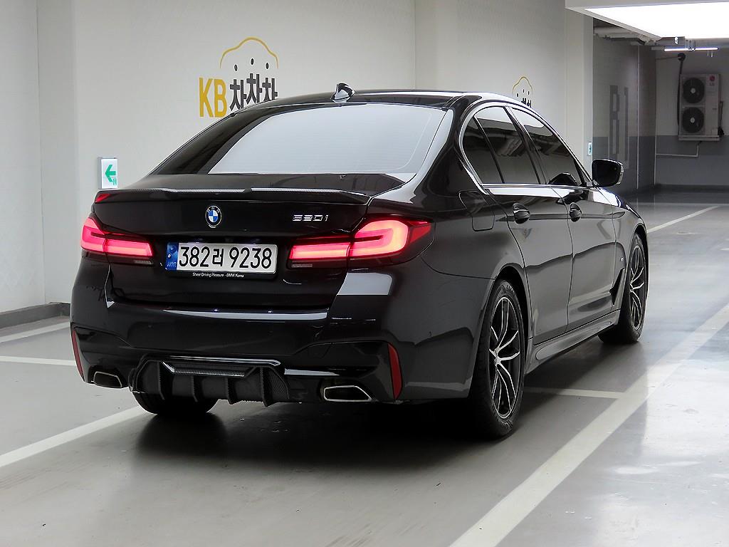 BMW 5 Series - Vista 4