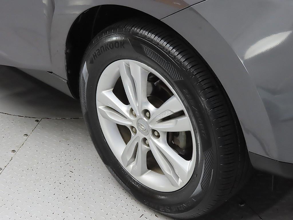 HYUNDAI Tucson - Vista 9