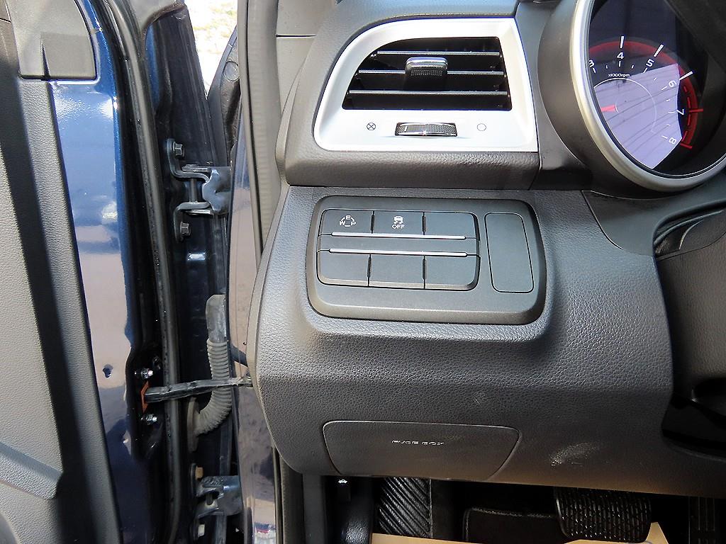 Ssangyong Tivoli - Vista 12