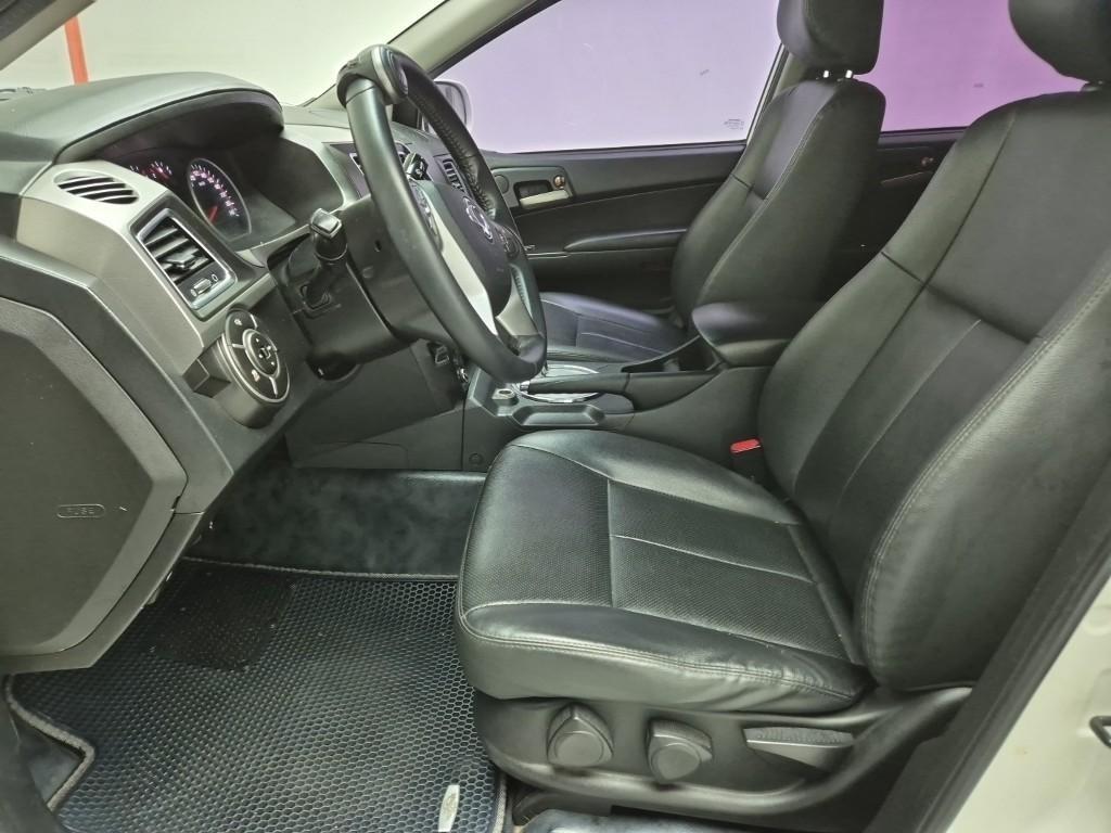 Ssangyong Korando - Vista 11