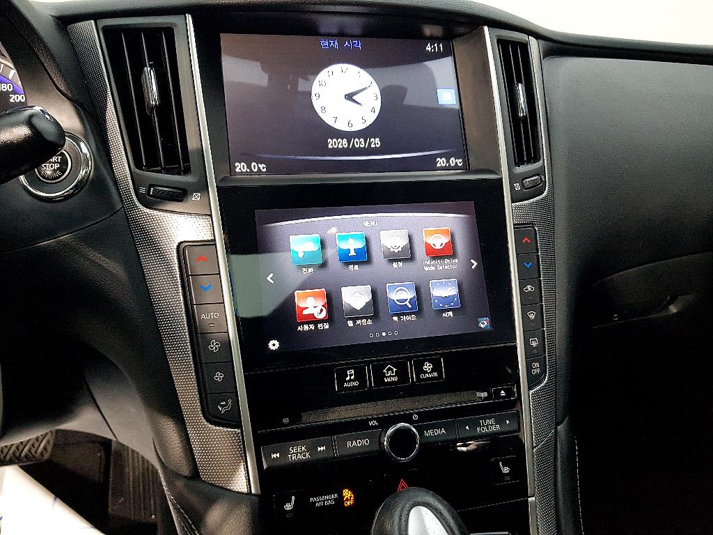 Infiniti Q - Vista 11