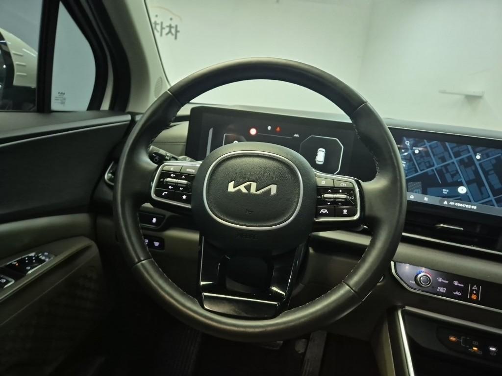 KIA Carnival - Vista 9