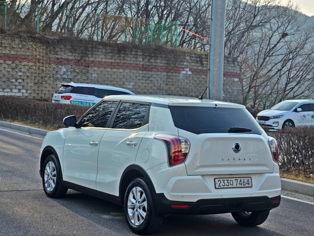 Ssangyong Tivoli - Vista 6