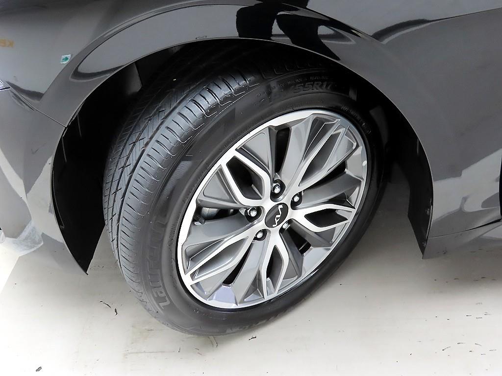 KIA K5 2023 Negro - Importación desde Corea - HF Imports Iquique - Foto 19