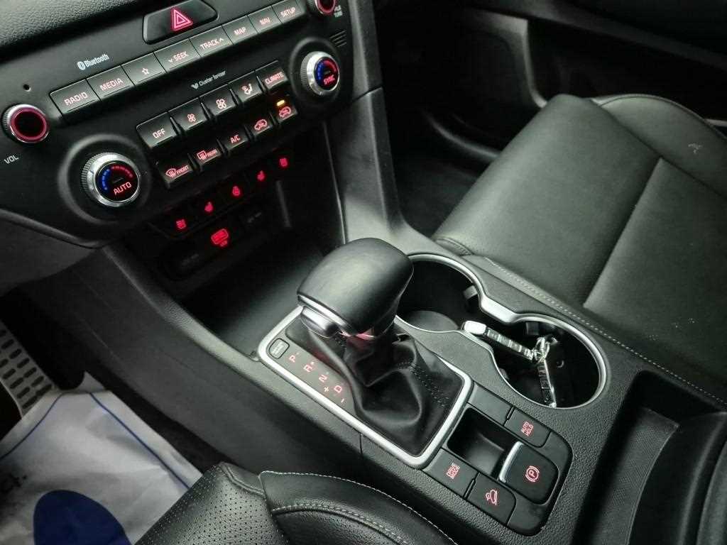 KIA Sportage - Vista 8