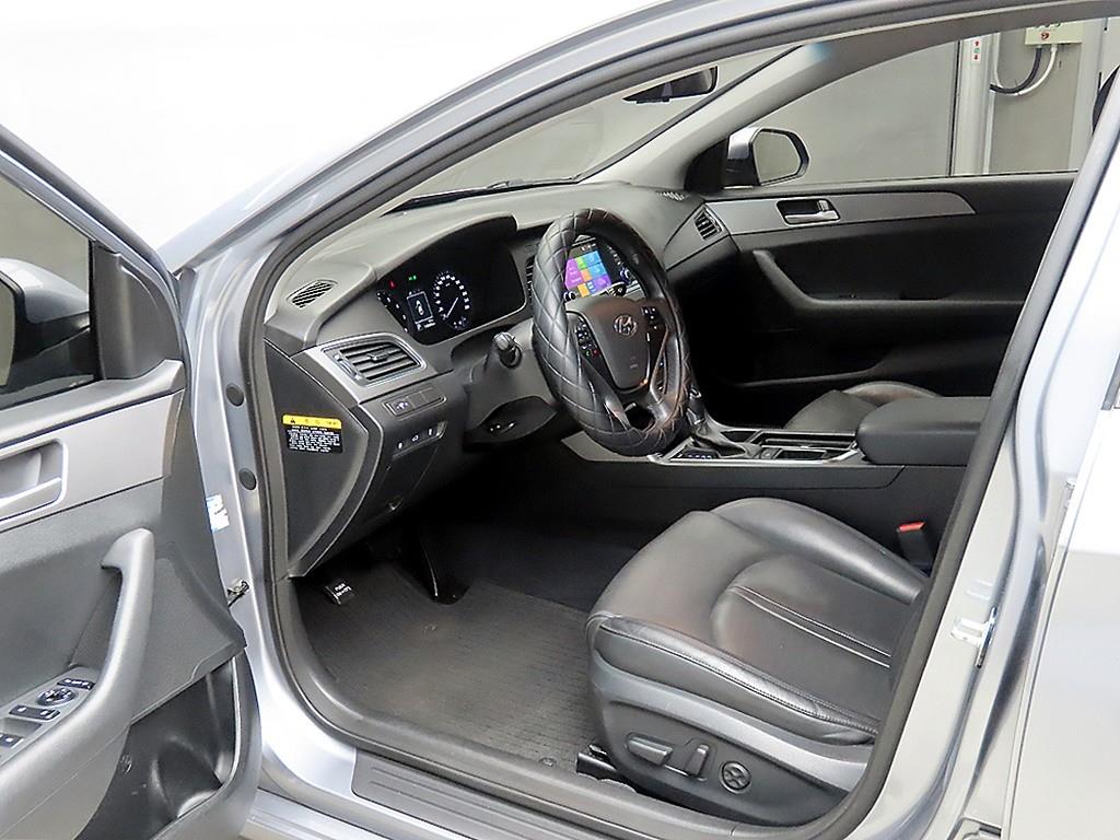 HYUNDAI Sonata - Vista 5