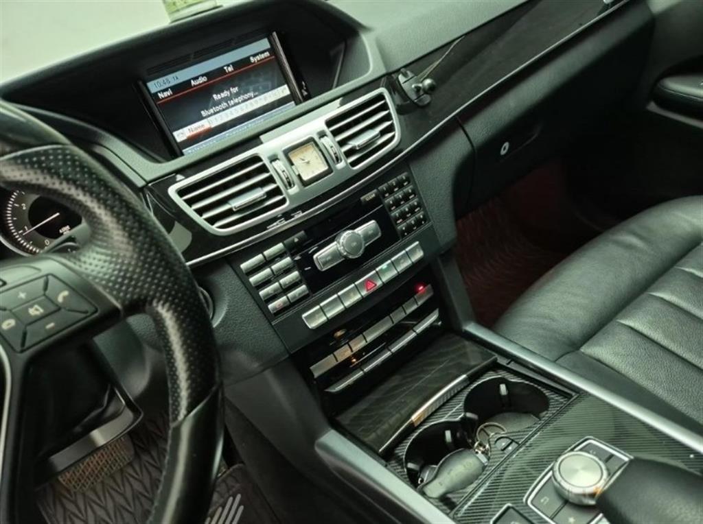 Mercedes Benz E class - Vista 9