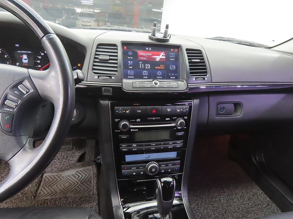 KIA Opirus - Vista 10