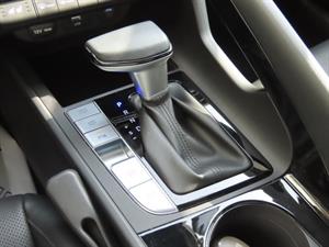 HYUNDAI Avante - Vista 12