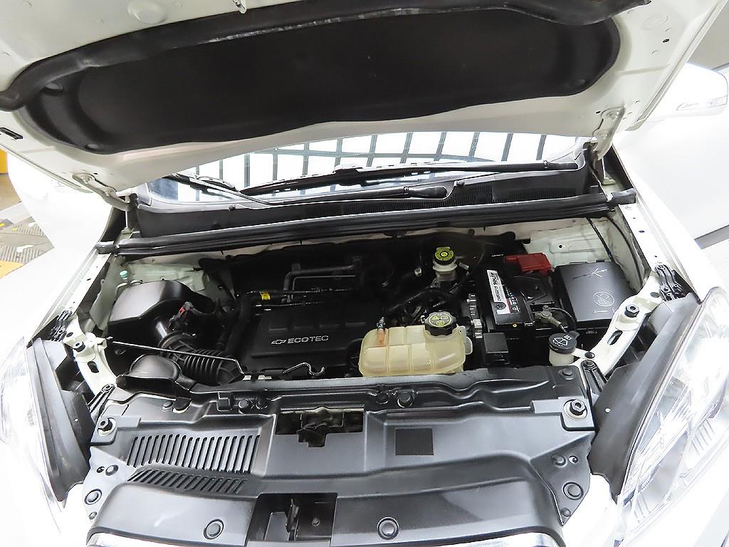 Chevrolet Trax 2014 Blanco - Importación desde Corea - HF Imports Iquique - Foto 8