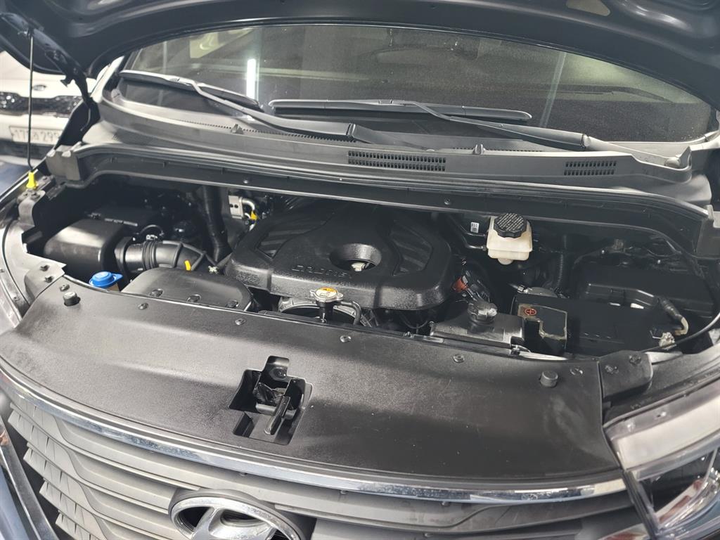 HYUNDAI Starex 2021 Negro - Importación desde Corea - HF Imports Iquique - Foto 17