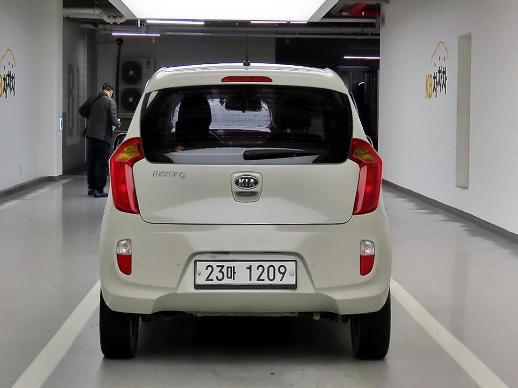 KIA Morning - Vista 3