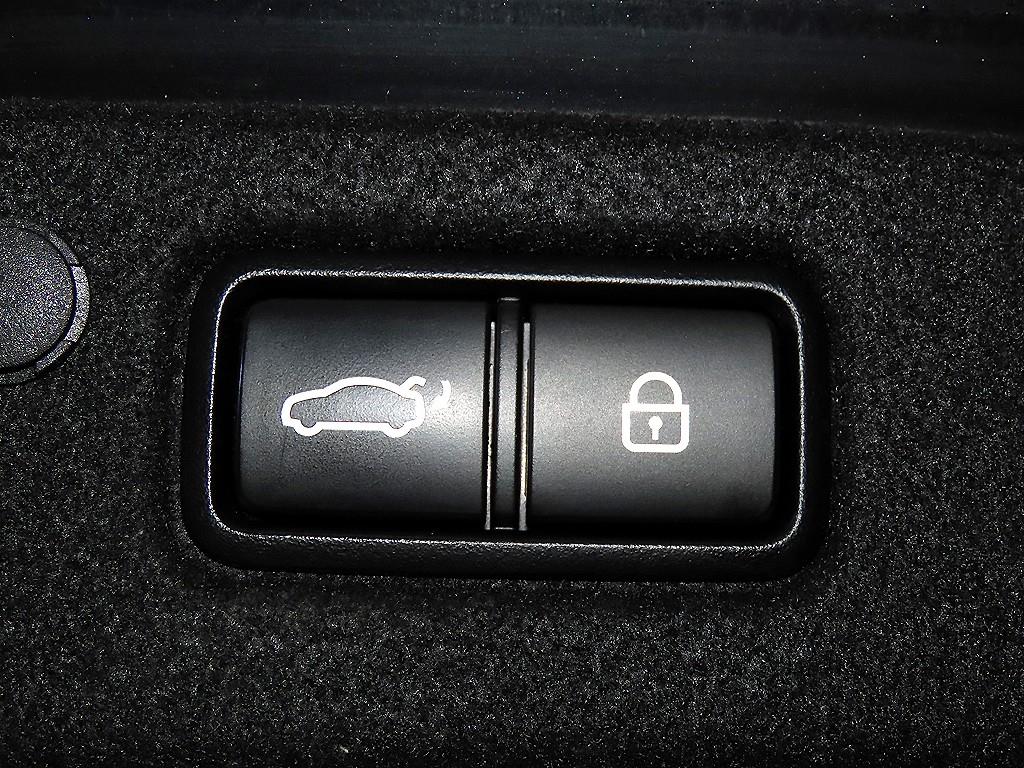 HYUNDAI Grandeur 2020 Negro - Importación desde Corea - HF Imports Iquique - Foto 16