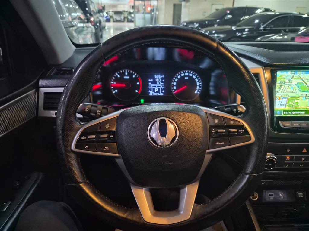 Ssangyong Rexton - Vista 8