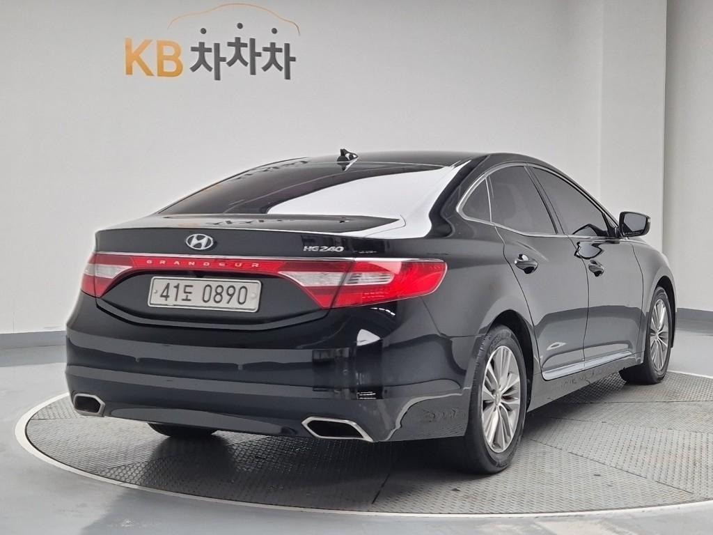 HYUNDAI Grandeur - Vista 4