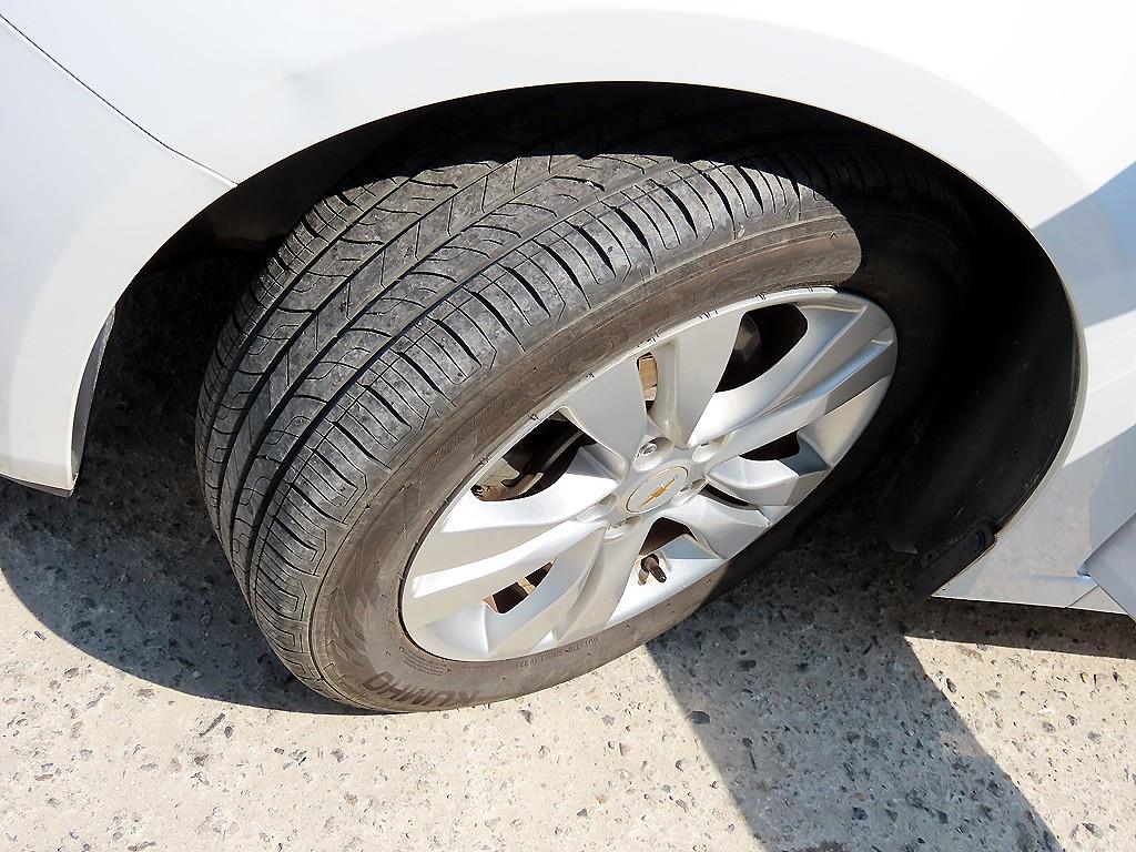 Chevrolet Cruise 2014 Blanco - Importación desde Corea - HF Imports Iquique - Foto 16