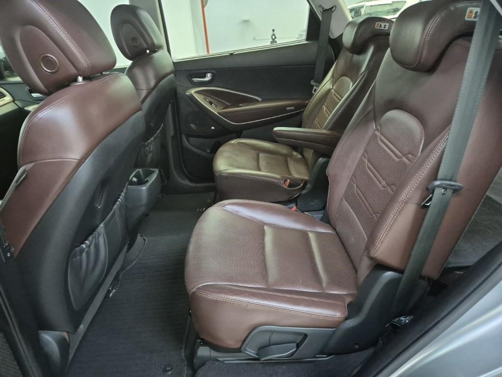 HYUNDAI Maxcruz - Vista 12