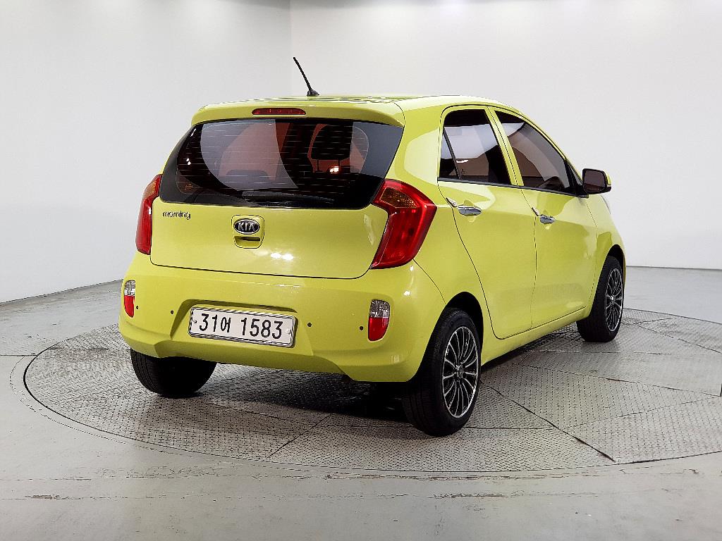 KIA Morning - Vista 4