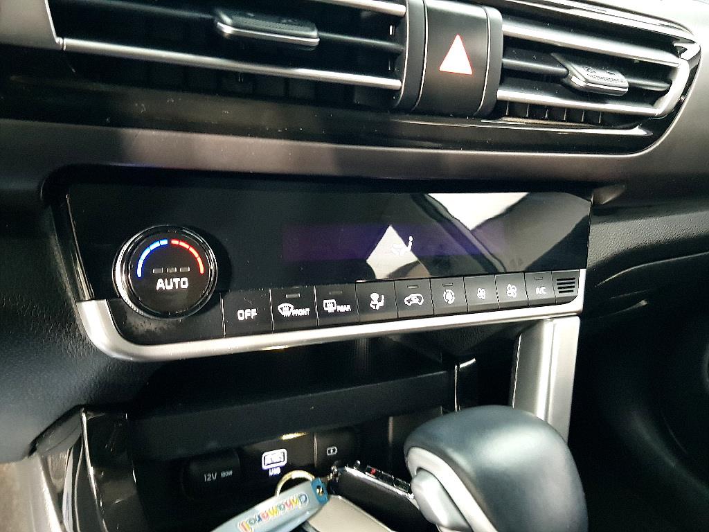 KIA Seltos - Vista 12