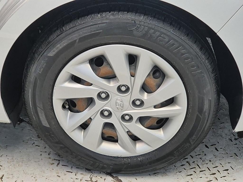 HYUNDAI Avante 2016 Gris - Importación desde Corea - HF Imports Iquique - Foto 19