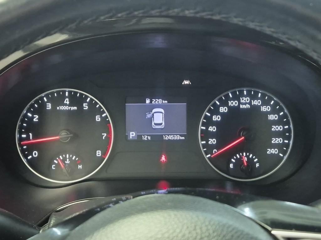 KIA Seltos - Vista 6