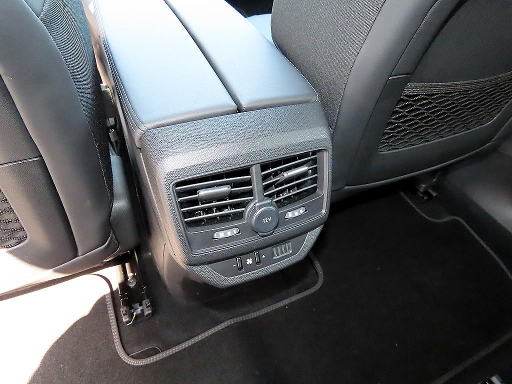 Peugeot 5008 2024 Azul - Importación desde Corea - HF Imports Iquique - Foto 16