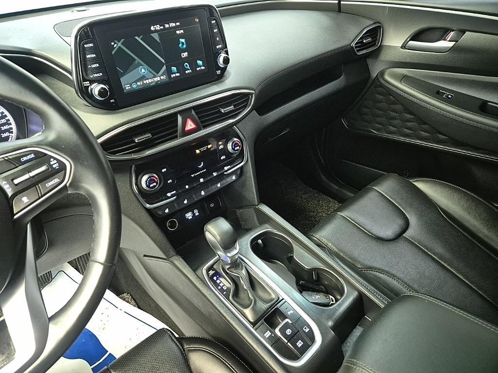 HYUNDAI Santa Fe - Vista 10