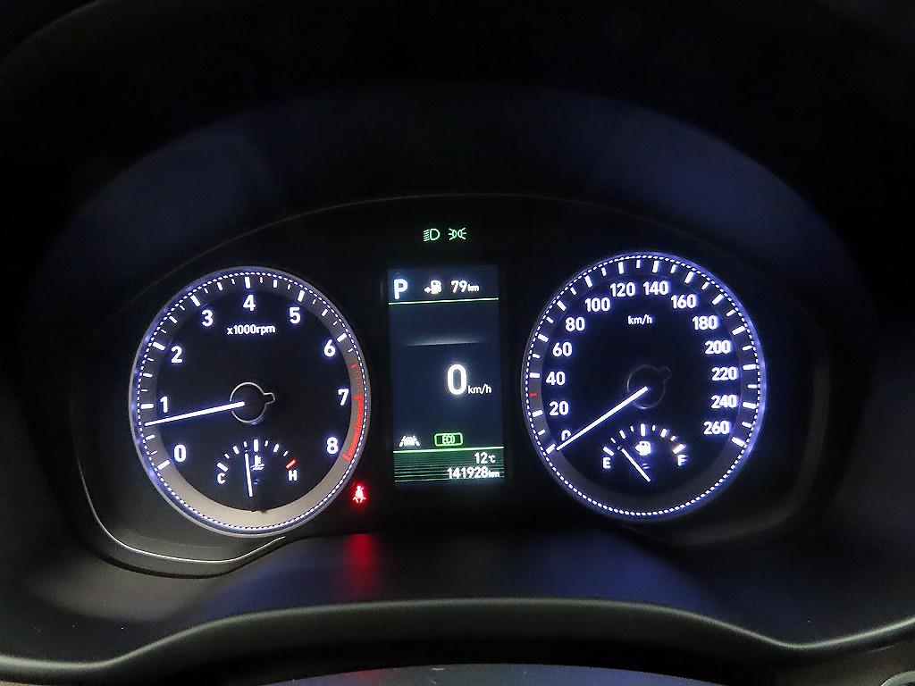 HYUNDAI Grandeur - Vista 6