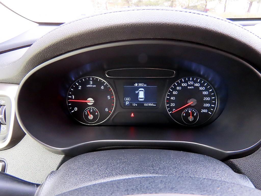 KIA Sorento - Vista 9