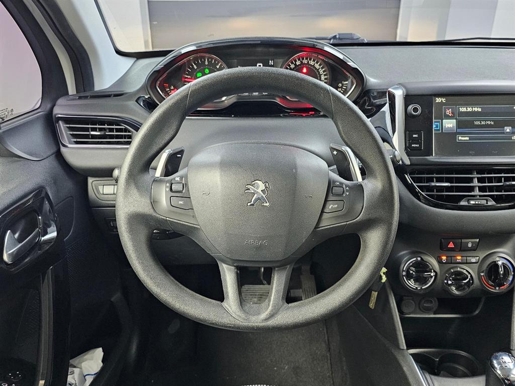 Peugeot 208 2016 Blanco - Importación desde Corea - HF Imports Iquique - Foto 13