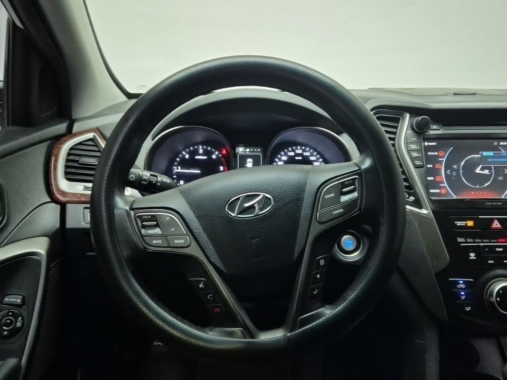 HYUNDAI Santa Fe - Vista 7