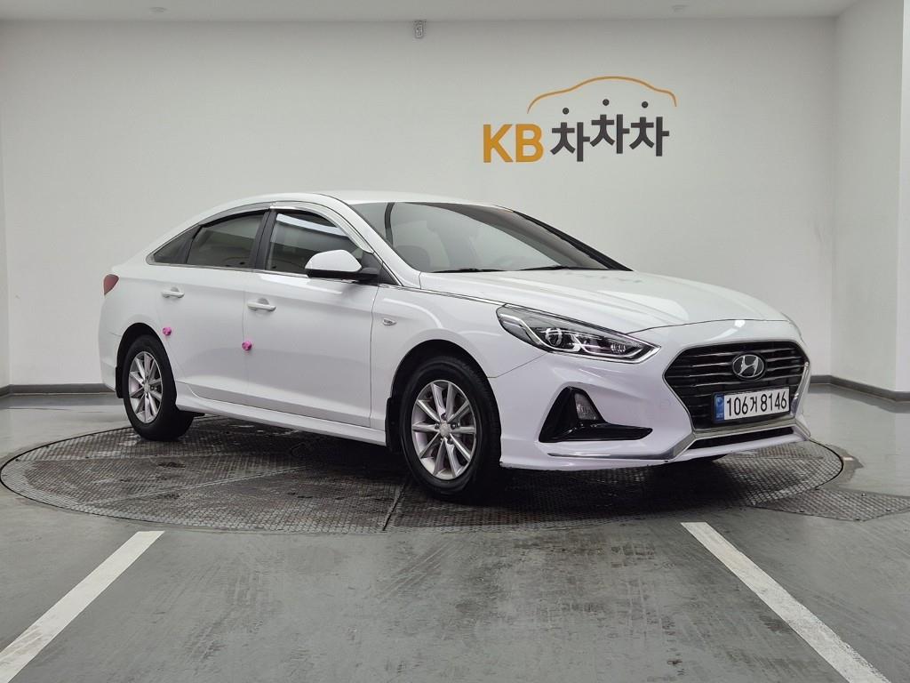 HYUNDAI Sonata - Vista 2