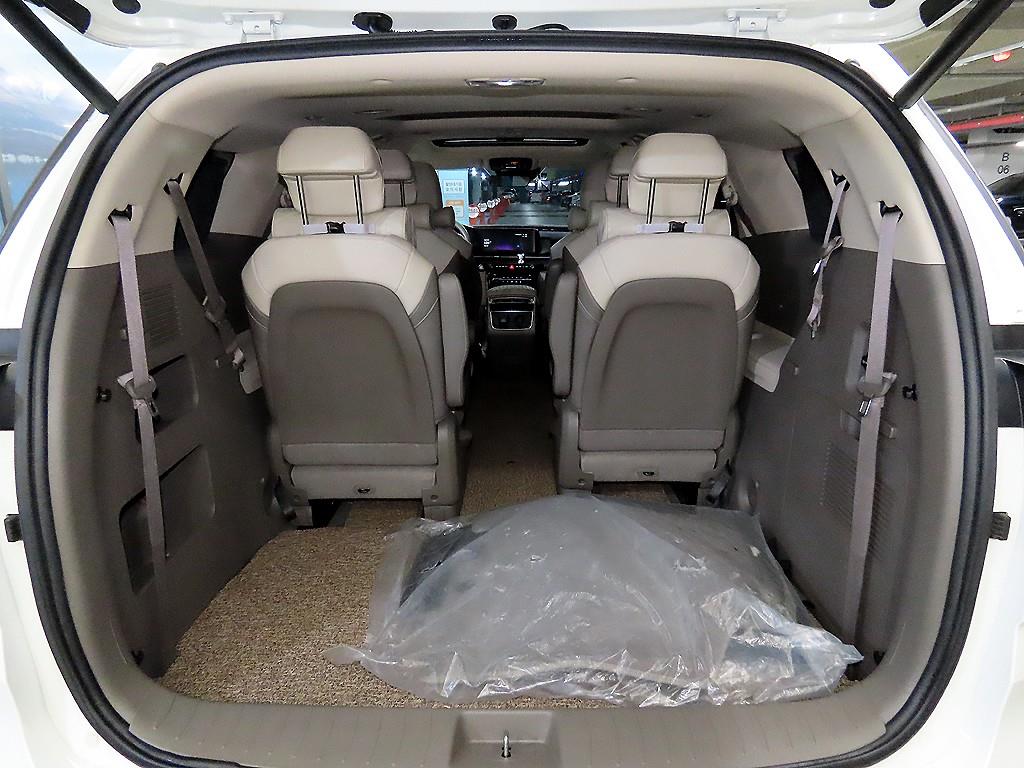 KIA Carnival 2023 Blanco - Importación desde Corea - HF Imports Iquique - Foto 16