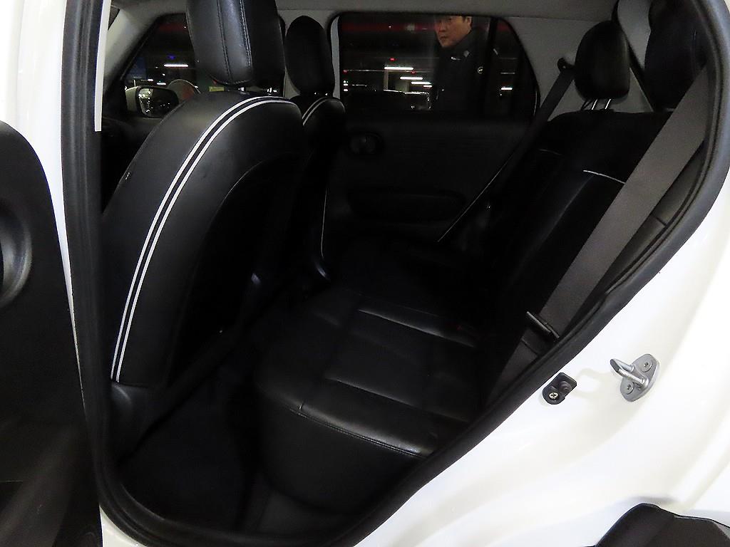 HYUNDAI Casper - Vista 7