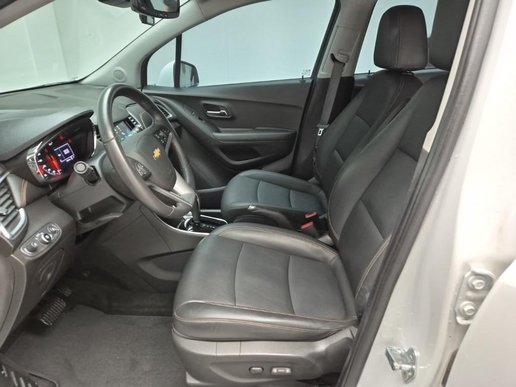 Chevrolet Trax - Vista 11