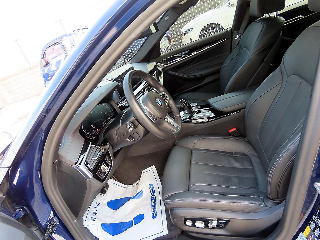 BMW 5 Series - Vista 5