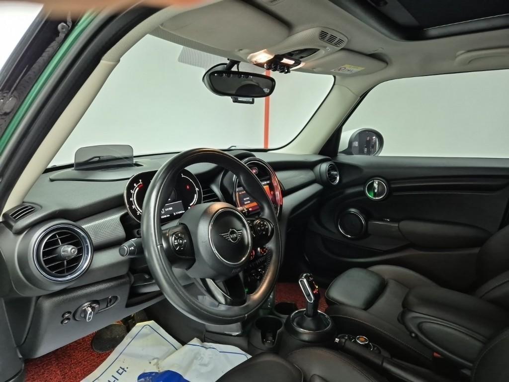 Mini Cooper - Vista 7