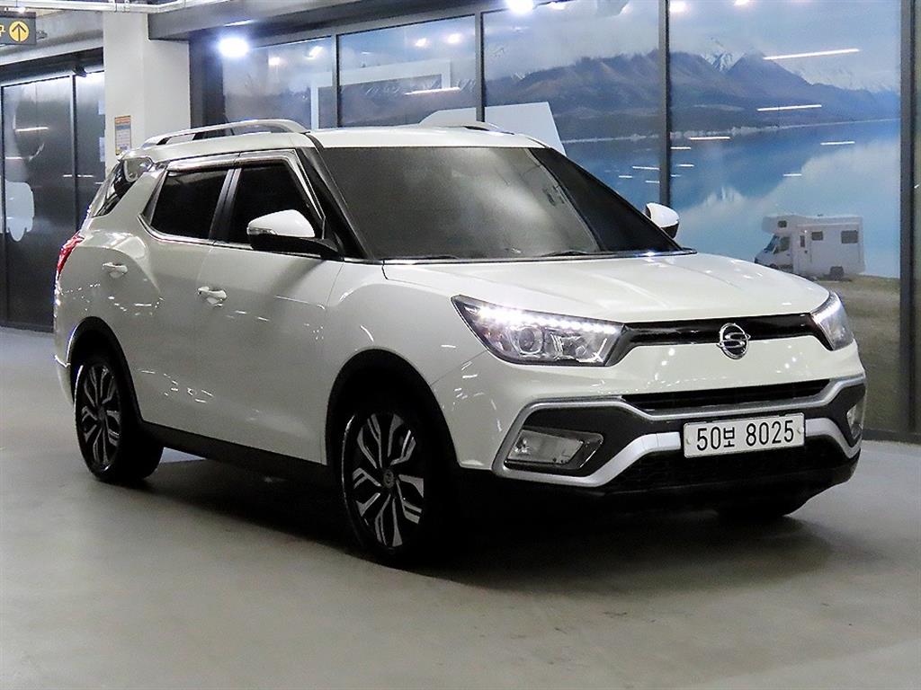 Ssangyong Tivoli 2018 Blanco - Importación desde Corea - HF Imports Iquique - Foto 1